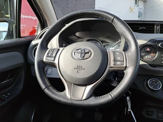 Toyota Yaris 1.3 VVT-i Aspiration / 16