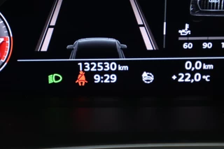 Audi Q3 40 TFSI 190pk quattro edition one Trekhaak Camera Keyless Virtual Cockpit Panoramadak Navigatie S-Line / 49
