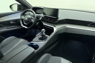 Peugeot 3008 1.2T 130pk GT | Achteruitrijcamera | Parkeersensoren V+A | Cruise & Climate control | Navi | Apple Carplay / Android Auto / 4