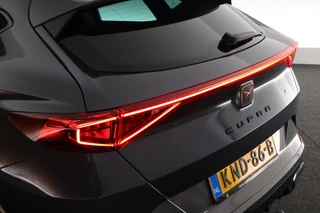 CUPRA Formentor 1.4 TSI 204pk e-Hybrid Essential Trekhaak Camera Stoelverwarming Memory Keyless Navigatie / 47