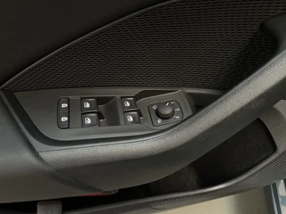 Skoda Octavia Combi 1.0 e-TSI DSG Business Edition Parkeersensoren Navigatie App-Connect DAB+ / 15