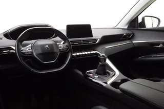 Peugeot 3008 1.2 PureTech Crossway 130 PK | Navigatie | Camera | Climate contro| Keyless | Lichtmetalen velgen | Extra getint glas | Cruise control / 8