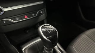 Peugeot 308 SW 1.2 PureTech Blue Lease Executive PANO CARPLAY NAVI. / 40