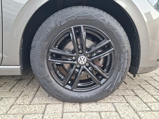 Volkswagen Polo 1.0 TSI Comfortline * Navigatiesysteem * 37.000KM! * Cruise control * LM Velgen * / 15