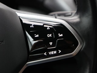 Volkswagen ID.4 Business 77 kWh 204 Pk | Stoel/Stuurverwarming | Adaptive Cruise | LED | Parkeersensoren | CarPlay | 61.008 Km !! / 24