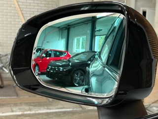 Volvo XC90 2.0 T8 Plug-in AWD Ultra Dark | Massage | Luchtvering | 22Inch | 7-Pers. | Pano |360°|H & K |Head-Up|Elektr Trekhaak / 53