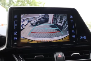 Toyota C-HR 1.8 HYBRID STYLE / 27