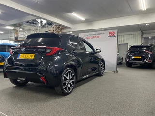 Toyota Yaris 1.5 Hybrid Executive/ NL auto/ Eerste eigenaar/ Automaat/ Stoelverwarming/ Navi/ Apple carplay/ Pano / 6