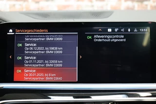 BMW X5 xDrive45e High Executive xLine Automaat  / Panoramadak / SOH 82% / Live Cockpit Professional / Trekhaak / Luchtvering / Stoelventilatie / Personal CoPilot Pack /  Comfortstoelen / Nappa Leder / Harman Kardon / Stoelverwarming / Head-Up Display / Active Steering / Individual Dashboard Leder / 32