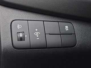 Hyundai i10 1.0i Comfort Bluetooth | All-seasons | Cruise control / 20
