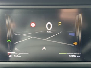 Citroën C4 145pk Hybride Plus (Camera - LED - Navigatie - Automatische Airco - Parkeersensoren - Apple Carplay) / 16