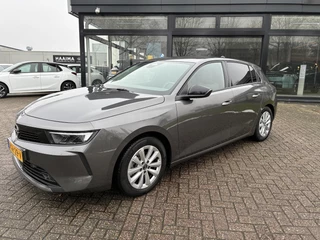 Opel Astra 1.2 Turbo 110pk Business Edition | Navigatie | Achteruitrijcamera | Adapt. Cruise control | Stoel & stuurverwarming | AGR Comfortstoel | Keyless | Parkeersensoren