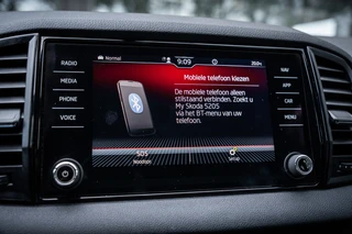 Skoda Karoq 1.5 TSI ACT Sportline Business | Autom. | Navi | PDC | Cruise | LED / 25