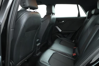 Audi Q2 1.4 TFSI CoDS-line  Automaat, Stoelverwarming, Virtual, Leer, / 36