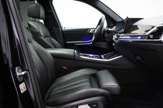 BMW X5 xDrive50e M-sport | PANORAMADAK | INDIVIDUAL VOLLEDER MERINO | HEAD UP | HARMAN KARDON | 360 CAMERA | MAXTON | 22" | / 5