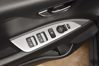 KIA Stonic 1.0 T-GDi MHEV 100pk GT-PlusLine / 15