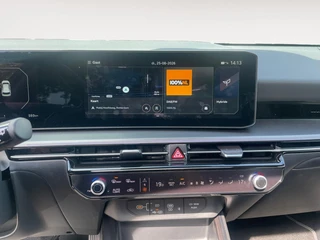 Kia Niro 1.6 GDi Hybrid DynamicPlusLine | Cruise Control | Climate Control | Camera | Navigatie | Open Dak | Stoelverwarming | Stuurverwarming | / 18
