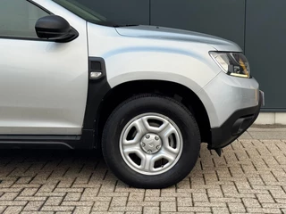 Dacia Duster 1.3 TCe 130pk Comfort * Navigatie * Cruise Control * Airco * / 15