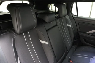 Opel Astra Sports Tourer 1.2 Turbo Hybrid GS 145 PK  Automaat | Navigatie | Climate control | Camera | Stoel & Stuurverwarming | Keyless | Lichtmetalen velgen | Extra getint glas / 16