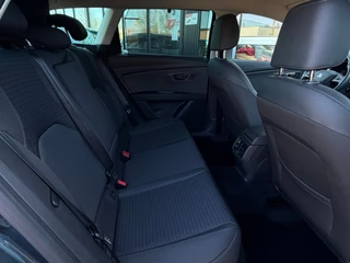 Seat Leon ST 1.5 TSI 150pk Xcellence / Camera / CarPlay / 16