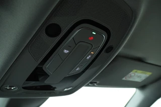 Audi A4 Avant 35 TDI S edition  136PK Virtual, Leder, Climate, / 39