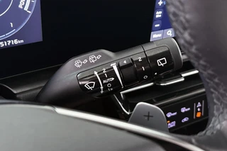 Kia Niro 1.6 GDi Hybrid DynamicPlusLine Elektrische Stoelen Leder Achteruitrijcamera / 36