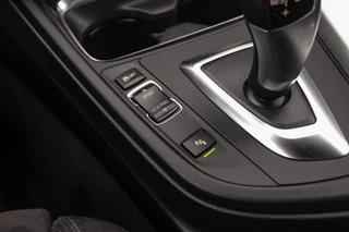 BMW 4-serie Gran Coupé 420i High Executive M Sport | Innovation pakket | Head-up display | LED adaptief | HiFi audio | Keyless entry | Shadow Line | Grootlichtassistent | Stoelverwarming / 34