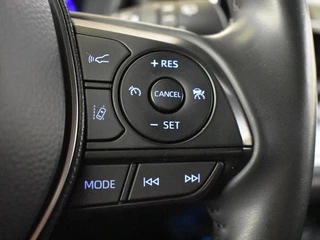 Toyota Corolla 2.0 Hybrid Executive | JBL-audio | Trekhaak | Head-up | PDC / 22