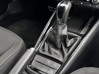 Skoda Kamiq 1.5 TSI 150 PK ACT Sport Business | Camera | Carplay | Stoelverwarming | Climate Control | Automaat / 21