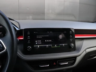 Skoda Fabia 1.0 TSI Monte Carlo | AUT. | SPORTSTOELEN | CAMERA | STOELVERW. | CRUISE | NAVI | APPLE CARPLAY | / 9