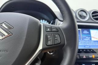 Suzuki Vitara 1.4 Boosterjet Smart Hybrid AllGrip Select 110pk | Automaat | Navigatie | Climate Control | Cruise Control Adaptief | Camera | Stoelverwarming | Lichtmetalen Velgen | Apple Carplay - Android Auto / 22