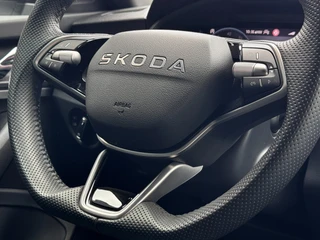 Skoda Kamiq 1.5 TSI 150 PK ACT Sport Business | Camera | Carplay | Stoelverwarming | Climate Control | Automaat / 14