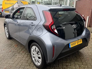 Toyota Aygo X PLAY / 4