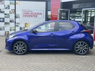 Toyota Yaris 1.5 Hybrid 130 GR SPORT NL-AUTO APPLE/ANDROID CARPLAY PARKEERCAMERA SPORTSTOELEN / 2