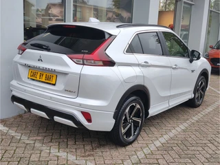 Mitsubishi Eclipse Cross 2.4 PHEV EXECUTIVE SPORT AUT  SoH 100%!! | 360 Camera | Stuurverwarming | Sportpakket / 6