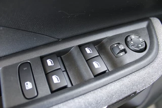 Opel Frontera 1.2 Turbo Hybrid GS 7p. | Winterpack | Cruise control | Achteruitrijcamera | BLIS / 26