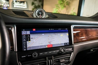 Porsche Macan 3.0 S|Chrono|Bose|Verkoeling|Luchtvering|21'' / 45