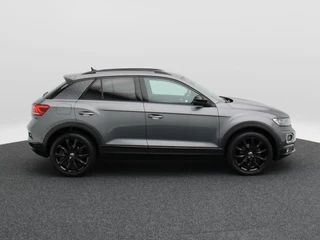 Volkswagen T-Roc 1.5 TSi 150 Pk Automaat Sport Business R-Line | Black Style | Camera | Stoelverwarming | Adaptive Cruise | Navigatie | CarPlay | Climatronic | 18 Inch | 89.335 Km !! / 9