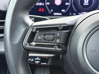 Porsche Taycan 4S Performance 84 kWh SOH 91%| VAN: 56.900,- VOOR: 53.877,- UW HERFSTVOORDEEL: 3.023,-| 18 VOUDIGE STOELVERSTELLING| PORSCHE DEALER ONDERHOUDEN| ORIG. NL NAP 1STE EIGENAAR| 360 CAM| PANORAMADAK| / 35