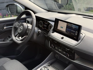 Nissan Qashqai N-Connecta 1.3 MHEV 158PK Xtronic Automaat Navigatie, Rondomzichtcamera, Keyless, Panoramadak, Elektrische Kofferklep, Cold Pack / 17