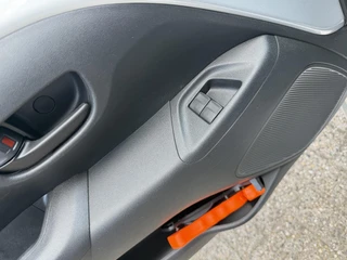 Toyota Aygo 1.0 VVT-i x-play NL-AUTO EL-RAMEN CAMERA NAVI BLUETOOTH AIRCO AUTOMAAT / 13