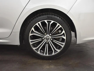 Toyota Corolla 1.8 Hybrid Dynamic | Carplay/AndroidAuto | Stoelverw. / 31