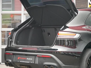 Porsche Macan 2.0 FACELIFT| PANO| TREKHAAK| 21LM| Sport Chrono / 17