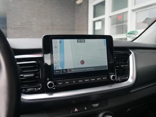 Kia Stonic 1.0 T-GDi MHEV DynamicPlusLine Cruise| Camera| Stoel vewarming / 7