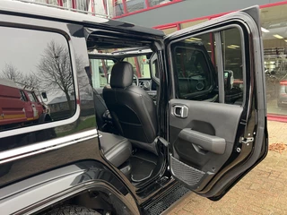 Jeep Wrangler Unlimited 4xe 380 Sahara  | Irmscher | Cross | Camera voor | / 38