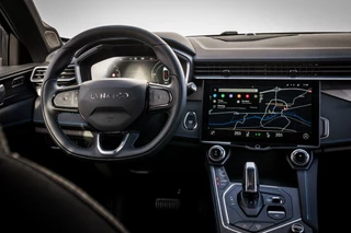 Lynk & Co 01 1.5 Plug-in Hybrid 262 Pk Zwarte hemel | Panoramadak | 75 km Elektrisch | 360 Camera | NL Auto | 20 inch. LMV | 1e Eigenaar / 6