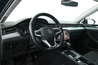 Volkswagen Passat Variant 1.6 TDI Comfort Business  Automaat, Navigatie, Apple carplay, Climate, / 12