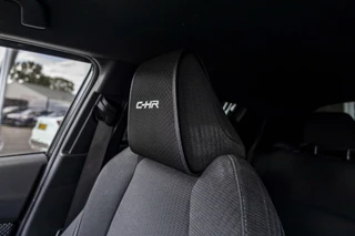 Toyota C-HR 1.2 Urban  | Trekhaak | Camera | NL Auto / 13