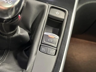 Renault Scenic 1.2 TCe Bose PANO CARPLAY ECC NAVI CRUISE HEAD UP. / 43
