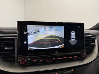 Kia ProCeed 120PK T-GDi GT-Line | Schuif/kanteldak | Stoel-en stuurwielverwarming | Elektrische achterklep | Camera | Apple CarPlay/Android Auto | Full LED | All season banden / 21